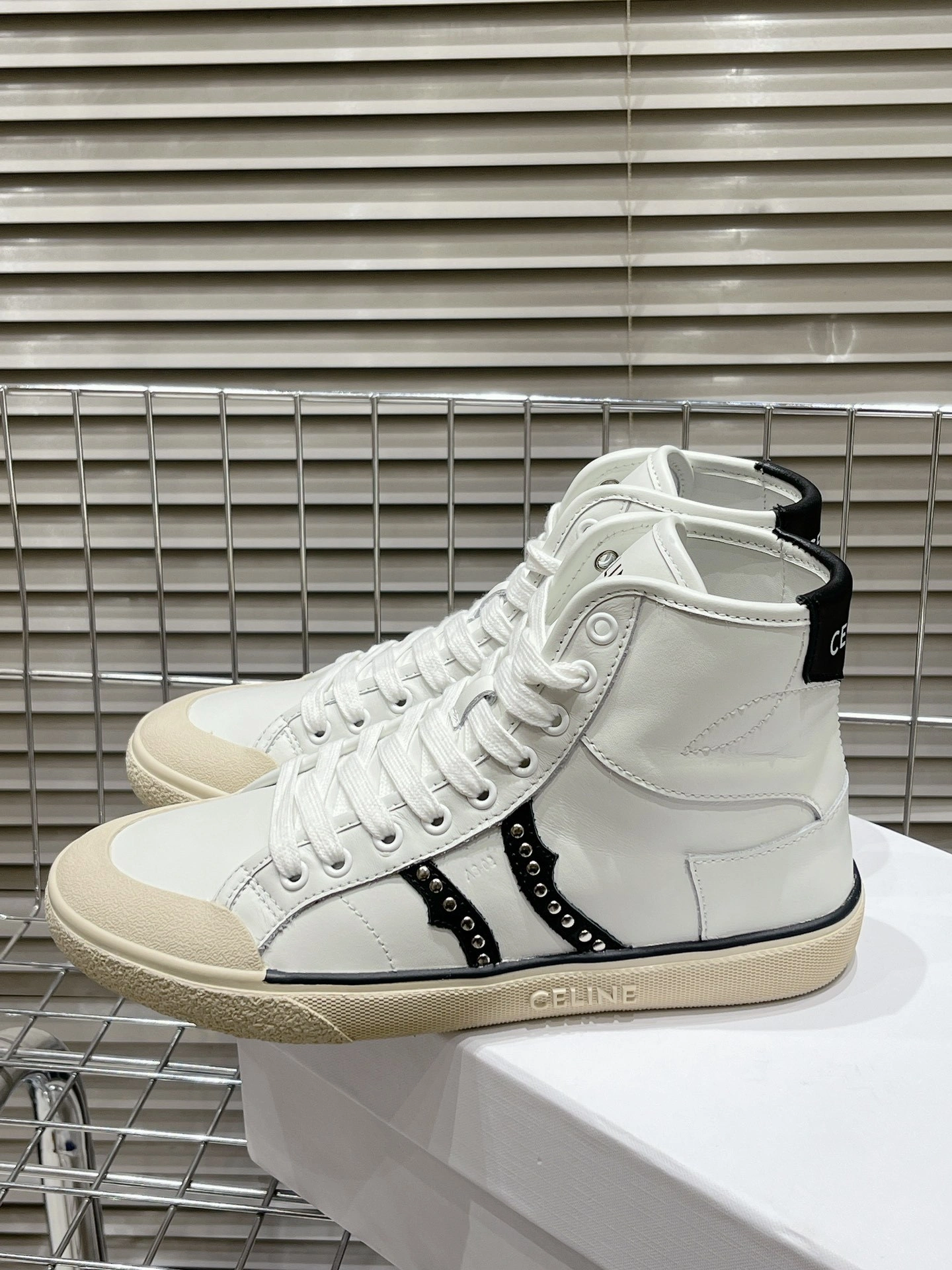 OOBB-- 358i95 356273994C.01OK cowhide item:D-X000F0731